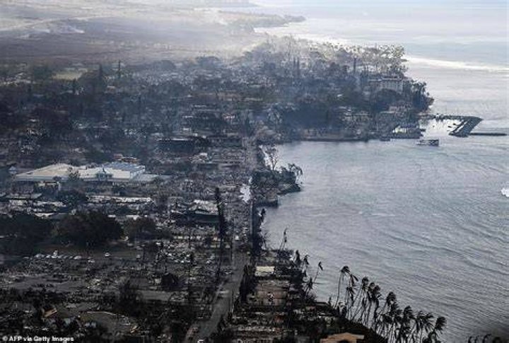Did Royal Lahaina Resort Burn Down?