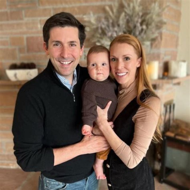 Josh Bernstein Biography, Age, Height, Wife, Net Worth, Family