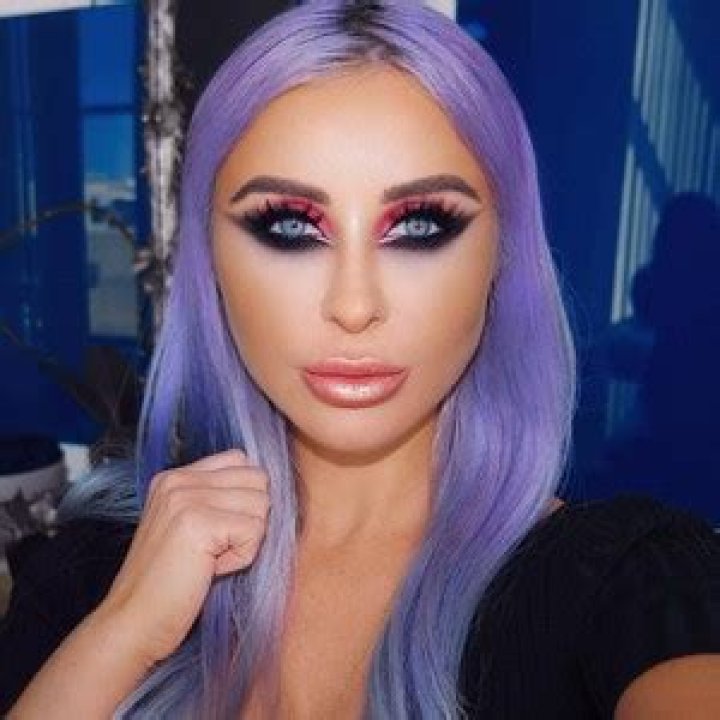 Norvina Height, Weight, Net Worth, Age, Birthday, Wikipedia, Who, Nationality, Biography