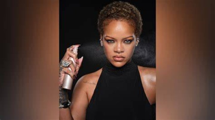 Rihanna Posts Topless TLC Photograph [NSFW]