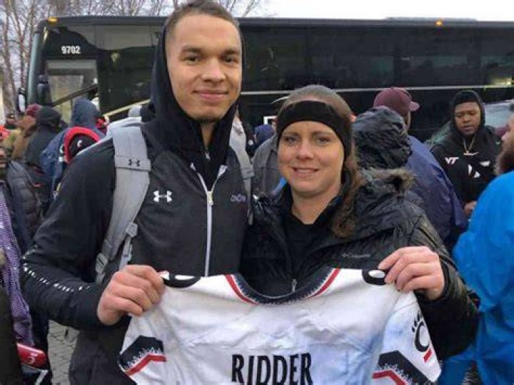 Who are Desmond Ridders parents?